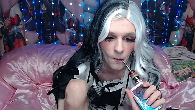 Snapshot of yutachka chatting on January 15, 2026, 10:35 pm yutachka online show from January 15, 2026, 10:35 pm