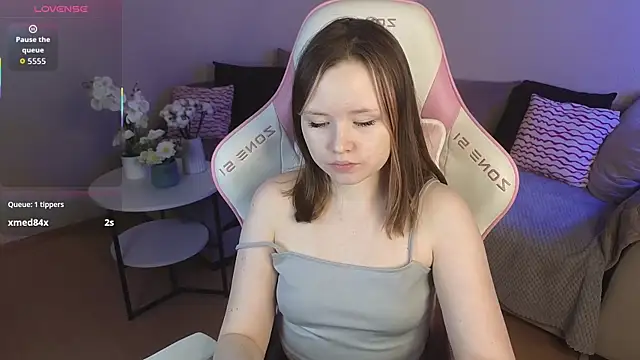 Snapshot of Sweetie_Hope chatting on January 16, 2026, 4:44 pm Sweetie Hope online show from January 16, 2026, 4:44 pm