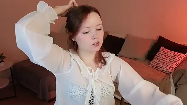 Sweetie Hope online show from April 4, 2026, 4:35 pm