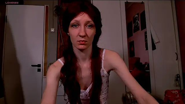 Snapshot of ariana_greys chatting on January 13, 2026, 9:52 pm ariana greys online show from January 13, 2026, 9:52 pm