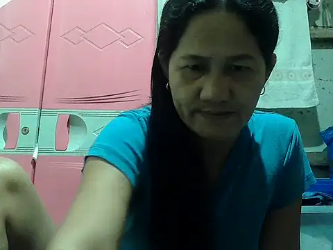 Snapshot of hotmama_063 chatting on October 7, 2025, 8:21 pm hotmama 063 online show from October 7, 2025, 8:21 pm