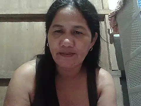 hotmama 063 online show from May 14, 2026, 10:23 am