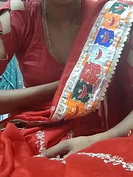 Aidakhan1212 online show from November 1, 2025, 4:23 pm