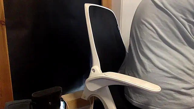 Snapshot of edger4lif3 chatting on September 23, 2025, 6:37 pm edger4lif3 online show from September 23, 2025, 6:37 pm