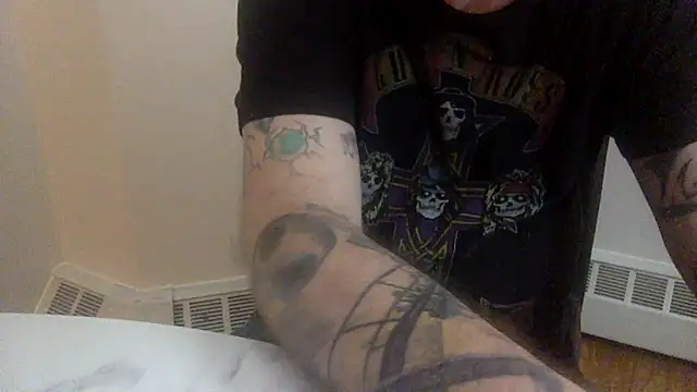 Snapshot of edger4lif3 chatting on October 29, 2025, 8:46 am edger4lif3 online show from October 29, 2025, 8:46 am