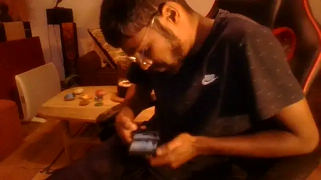 couple2612 online show from December 2, 2025, 5:25 pm