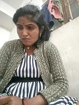 LUCKY cut online show from February 10, 2026, 6:34 am