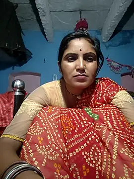 LUCKY cut online show from October 1, 2025, 5:06 pm