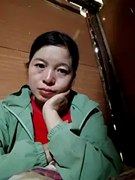 Snapshot of samsam-bae chatting on October 22, 2025, 5:18 am samsam-bae online show from October 22, 2025, 5:18 am