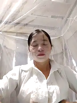 Snapshot of samsam-bae chatting on October 11, 2025, 11:28 pm samsam-bae online show from October 11, 2025, 11:28 pm