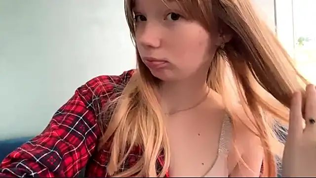 Snapshot of Sweet_horizon chatting on October 7, 2025, 6:14 am Sweet horizon online show from October 7, 2025, 6:14 am