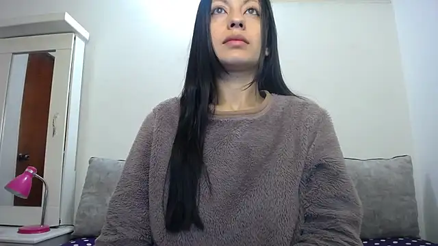 Snapshot of Taylormegan chatting on October 16, 2025, 2:14 pm Taylormegan online show from October 16, 2025, 2:14 pm