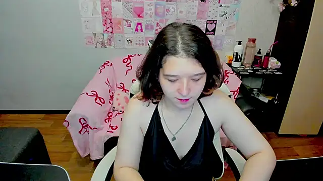 Snapshot of Acid_Kate chatting on September 20, 2025, 3:11 am Acid Kate online show from September 20, 2025, 3:11 am