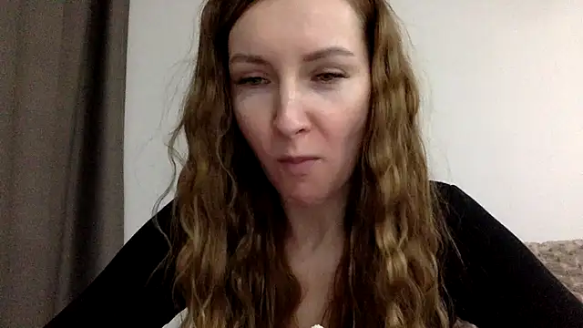 Varnyx online show from December 22, 2025, 7:03 pm