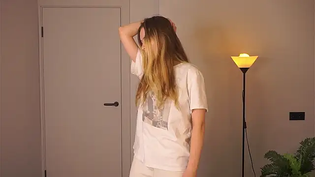 Snapshot of MarlinVarian chatting on September 13, 2025, 6:41 pm MarlinVarian online show from September 13, 2025, 6:41 pm