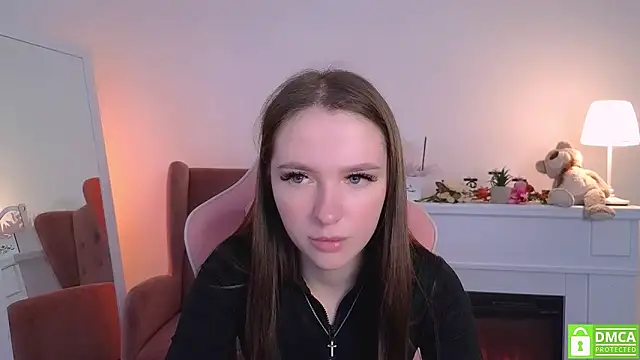 WildHoneyXO online show from October 7, 2025, 5:41 am