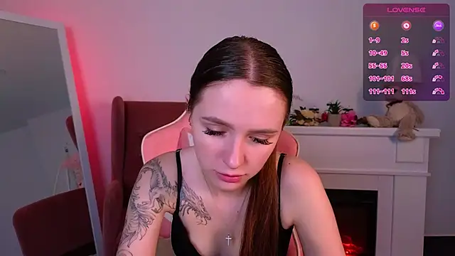WildHoneyXO online show from September 9, 2025, 5:50 am