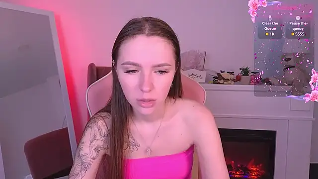 WildHoneyXO online show from September 13, 2025, 5:51 am
