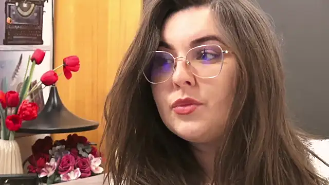 Snapshot of Mia_Swano chatting on April 22, 2026, 1:56 am Mia Swano online show from April 22, 2026, 1:56 am