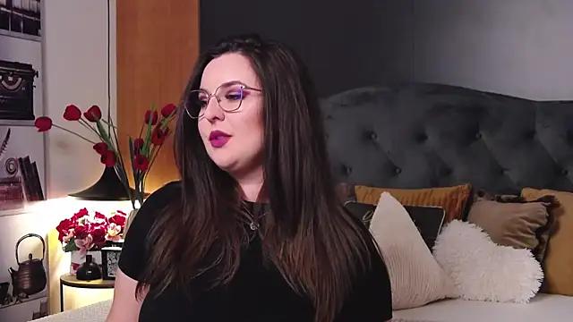 Snapshot of Mia_Swano chatting on October 7, 2025, 11:50 pm Mia Swano online show from October 7, 2025, 11:50 pm