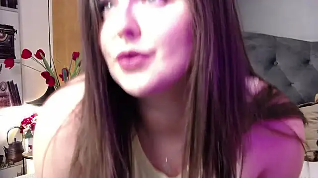 Snapshot of Mia_Swano chatting on October 10, 2025, 9:15 pm Mia Swano online show from October 10, 2025, 9:15 pm