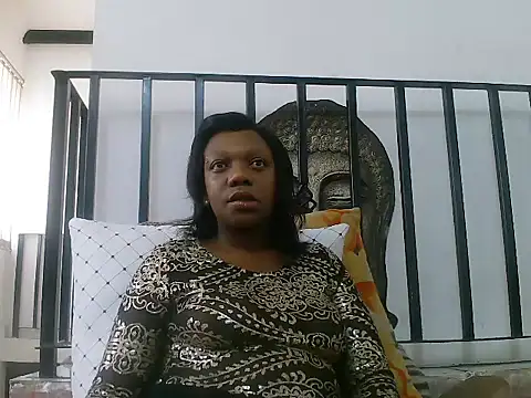 BrownSkinGirlx25 online show from September 10, 2025, 8:35 am