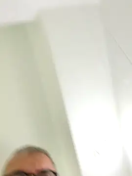 Snapshot of Oldmenhot66 chatting on September 26, 2025, 4:30 am Oldmenhot66 online show from September 26, 2025, 4:30 am