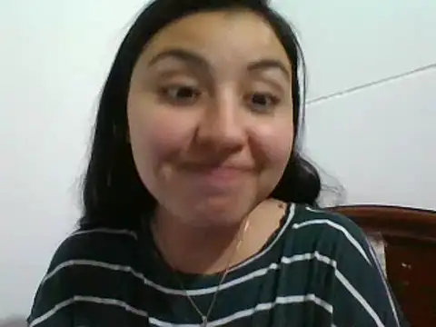 Snapshot of _Romilly_ chatting on July 10, 2026, 2:33 am Romilly online show from July 10, 2026, 2:33 am