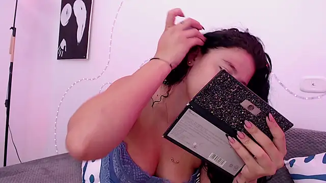 Sofia candy19 online show from October 9, 2025, 12:28 pm