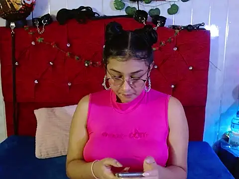 Snapshot of Emiily_Johamson chatting on October 22, 2025, 1:49 am Emiily Johamson online show from October 22, 2025, 1:49 am