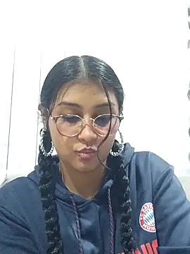 Snapshot of Emiily_Johamson chatting on September 22, 2025, 3:01 am Emiily Johamson online show from September 22, 2025, 3:01 am