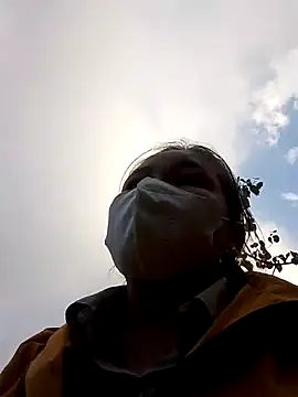 Teena tiny online show from December 22, 2025, 9:31 am