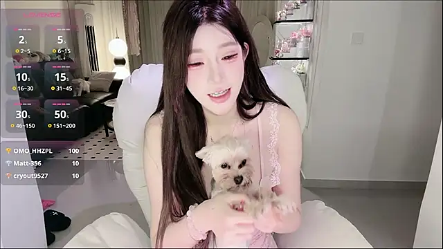 Snapshot of Xiaoxue_L chatting on September 17, 2025, 4:20 pm Xiaoxue L online show from September 17, 2025, 4:20 pm