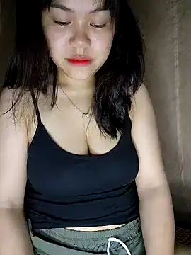 -Lezo- online show from September 14, 2025, 4:07 pm