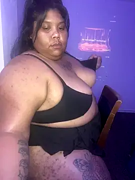 Snapshot of BlaxicanaMami chatting on September 20, 2025, 2:49 am BlaxicanaMami online show from September 20, 2025, 2:49 am