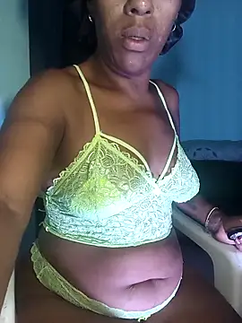 Kristal Bronw Lawren online show from April 10, 2026, 12:12 pm