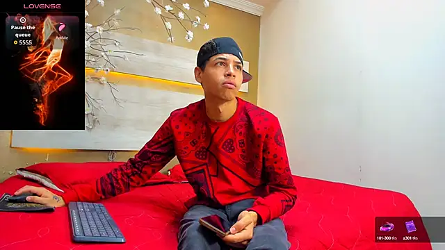 Mycandyfor You online show from October 1, 2025, 9:40 pm