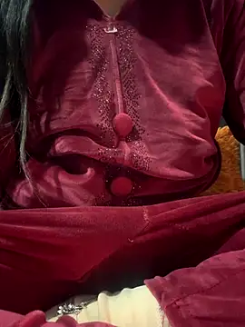 Sexylella143 online show from December 20, 2025, 4:37 am