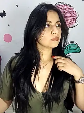 Snapshot of ValerieLove_ chatting on September 18, 2025, 8:34 pm ValerieLove online show from September 18, 2025, 8:34 pm