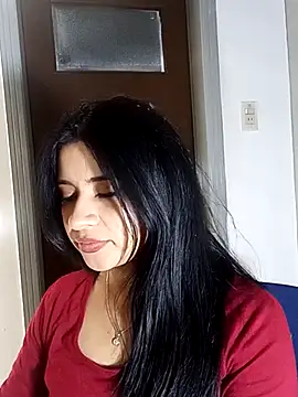 Snapshot of ValerieLove_ chatting on September 27, 2025, 7:31 pm ValerieLove online show from September 27, 2025, 7:31 pm