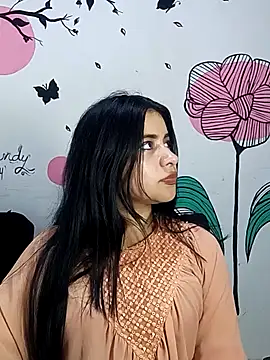 Snapshot of ValerieLove_ chatting on October 16, 2025, 7:33 pm ValerieLove online show from October 16, 2025, 7:33 pm