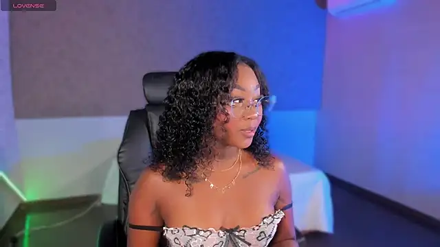 Kishalove  online show from October 13, 2025, 10:39 am