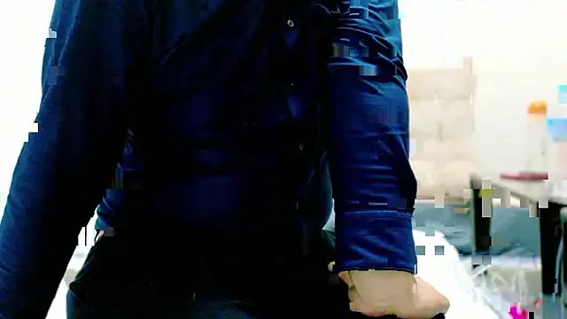 Snapshot of -barbapapa- chatting on March 1, 2026, 12:05 pm -barbapapa- online show from March 1, 2026, 12:05 pm