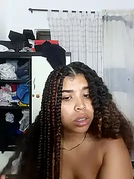 Snapshot of MadissonRizz chatting on October 3, 2025, 7:43 am MadissonRizz online show from October 3, 2025, 7:43 am