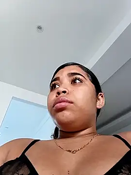 Snapshot of MadissonRizz chatting on September 21, 2025, 12:21 pm MadissonRizz online show from September 21, 2025, 12:21 pm