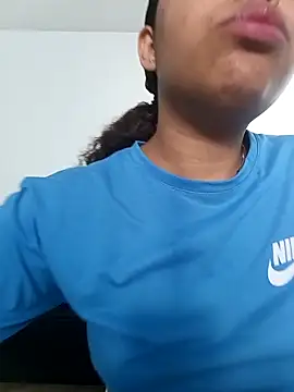 Snapshot of MadissonRizz chatting on October 16, 2025, 7:55 pm MadissonRizz online show from October 16, 2025, 7:55 pm