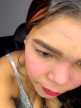 Lina em online show from October 9, 2025, 1:22 pm