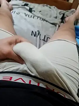 Snapshot of anis3g4 chatting on September 29, 2025, 8:25 pm anis3g4 online show from September 29, 2025, 8:25 pm