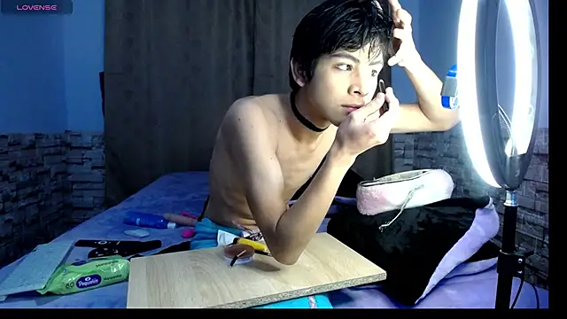 Snapshot of DaraKat18 chatting on September 15, 2025, 9:26 pm DaraKat18 online show from September 15, 2025, 9:26 pm