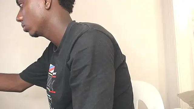 Amare 25 online show from October 22, 2025, 7:13 pm